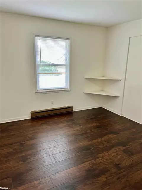 Bedroom - 1119 N Mallory St, Hampton, VA 23663 photo 2 of 2