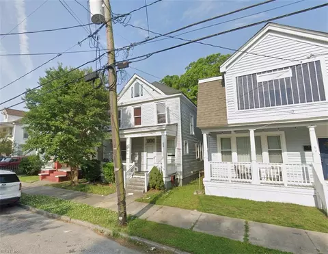 66 Elm Ave, Portsmouth, VA 23704