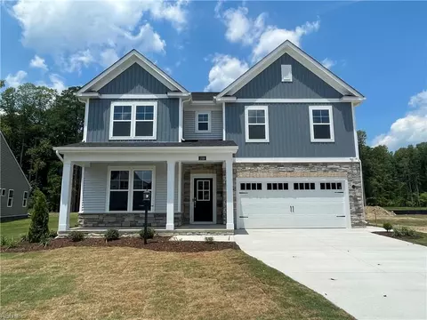 1318 Wharf Hill Dr, Smithfield, VA 23430