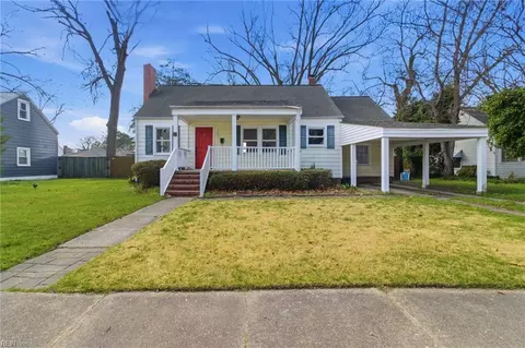 3821 Lenoir Cir, Norfolk, VA 23513