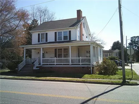 303 W Second Ave, Franklin, VA 23851