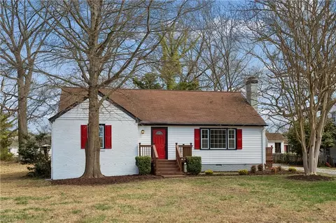915 Jackson Dr, Williamsburg, VA 23185