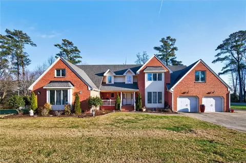9327 Rivershore Dr, Suffolk, VA 23433