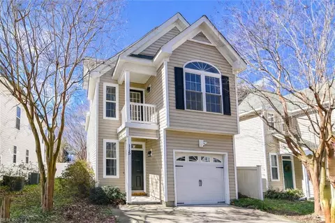 115 S Fir Ave, Virginia Beach, VA 23452