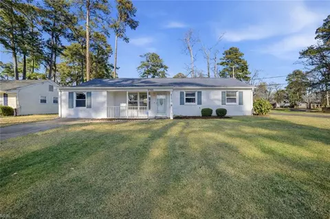 4900 Klamath Rd, Virginia Beach, VA 23462