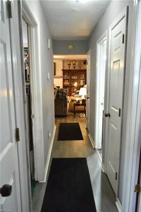 Entry Way - 4446 Desert Rd, Suffolk, VA 23434 photo 3 of 3