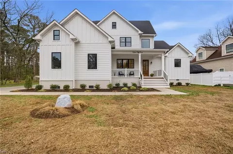 1653 Shipyard Rd, Chesapeake, VA 23323