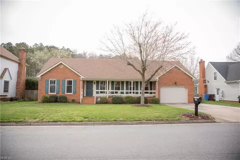 417 Granada Dr, Chesapeake, VA 23322