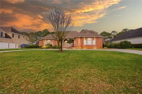 3185 Stonewood Dr, Virginia Beach, VA 23456