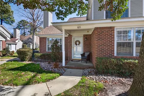 825 Brassie Way, Newport News, VA 23602