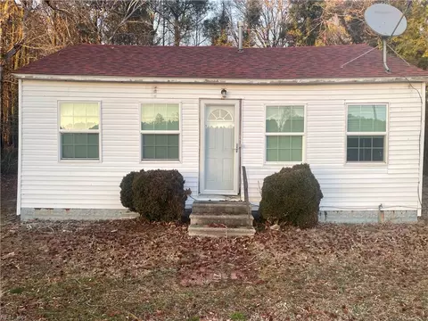 27155 Nelsonia Rd, Bloxom, VA 23308