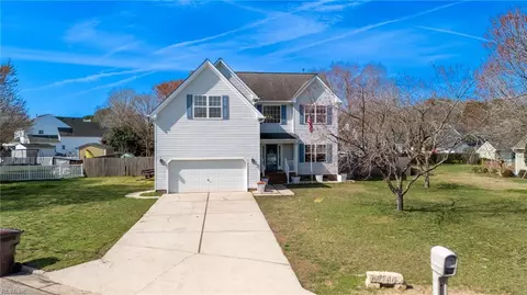 1108 Rockland Ct, Chesapeake, VA 23322