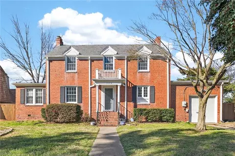 1200 N Fairwater Dr, Norfolk, VA 23508