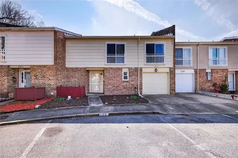 1313 Glyndon Dr, Virginia Beach, VA 23464
