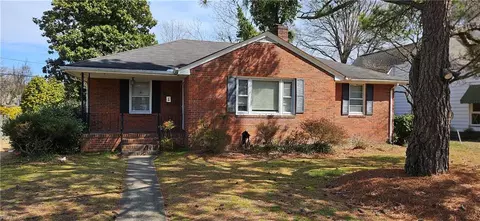 314 Rockbridge Rd, Portsmouth, VA 23707