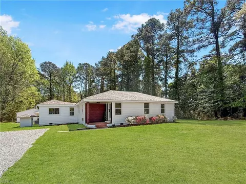 4817 Charlton Dr, Chesapeake, VA 23321