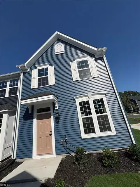 219 Reids Place Dr, Suffolk, VA 23434