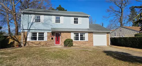 3736 Colonial Pw Pkwy, Virginia Beach, VA 23452