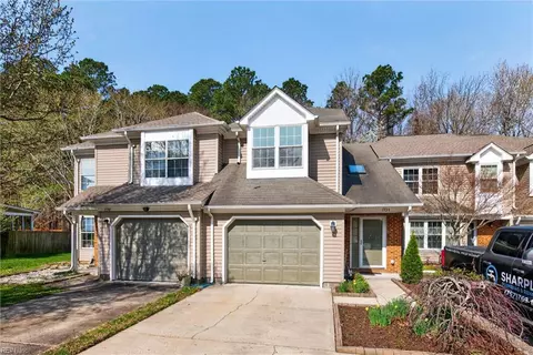 1934 Cranborne Ct, Virginia Beach, VA 23453