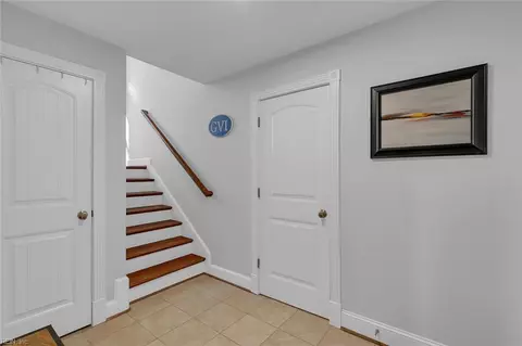 Entry Way - 27 Rileys Way, Hampton, VA 23664 photo 1 of 5