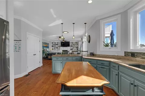 Kitchen - 27 Rileys Way, Hampton, VA 23664 photo 4 of 6