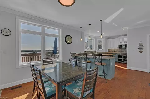 Dining - 27 Rileys Way, Hampton, VA 23664 photo 1 of 3