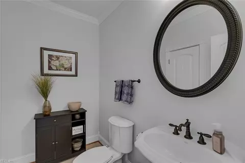 Bath - 27 Rileys Way, Hampton, VA 23664 photo 8 of 8