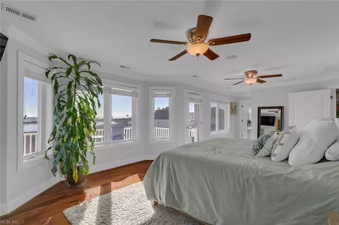 Bedroom - 27 Rileys Way, Hampton, VA 23664 photo 1 of 6