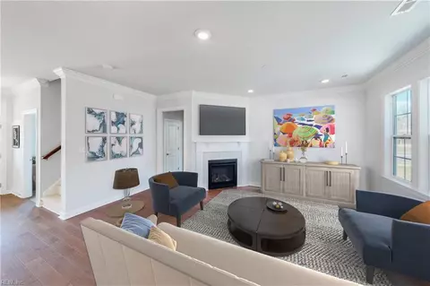 Living - 5008 Cape May Loop, Chesapeake, VA 23321 photo 1 of 1