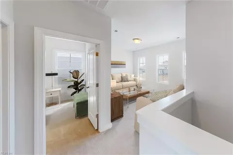 Entry Way - 5008 Cape May Loop, Chesapeake, VA 23321 photo 2 of 4