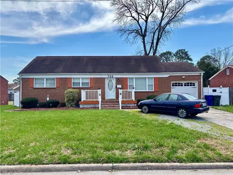 708 Dresden Dr, Newport News, VA 23601