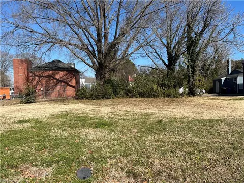 1312 Jefferson St, Portsmouth, VA 23704