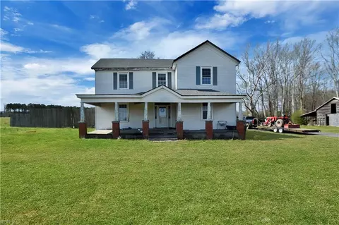8433 Short Ln, Suffolk, VA 23438
