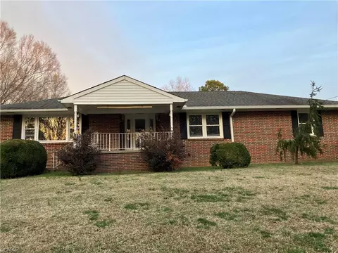 4012 Newman Rd, Williamsburg, VA 23188