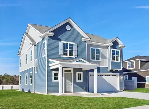 717 Crestfield Dr, Chesapeake, VA 23320