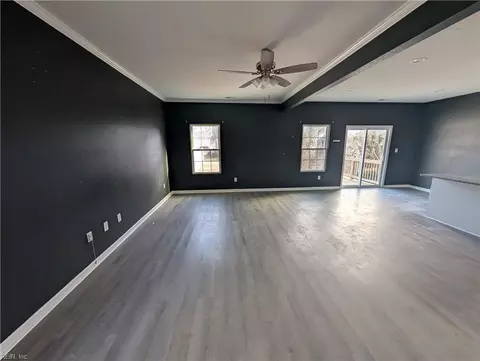 Living - 418 Wine St, Hampton, VA 23669 photo 1 of 1