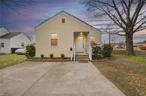 4000 Hamilton St, Chesapeake, VA 23324