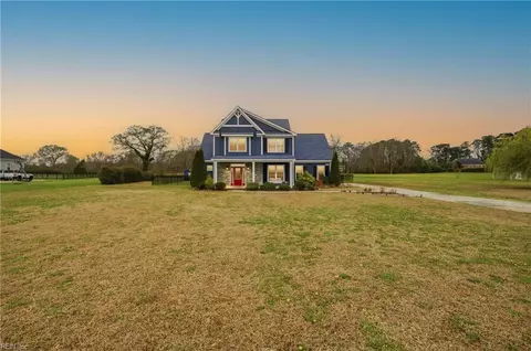 2002 Anthony Pl, Suffolk, VA 23432