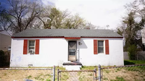 39 Pollux Cir W, Portsmouth, VA 23701