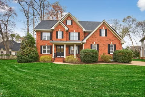20527 Madison Ct, Smithfield, VA 23430