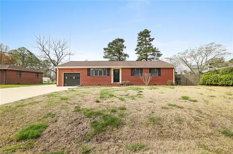244 Kalmar Dr, Chesapeake, VA 23320