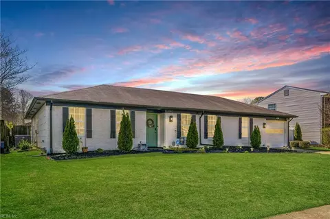 1952 Hidden Valley Dr, Virginia Beach, VA 23464