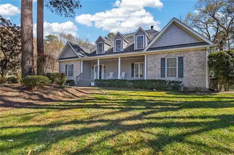1236 Southfield Pl, Virginia Beach, VA 23452