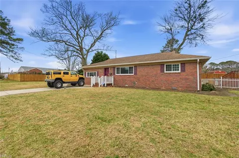 1037 Sanford Ave, Virginia Beach, VA 23455