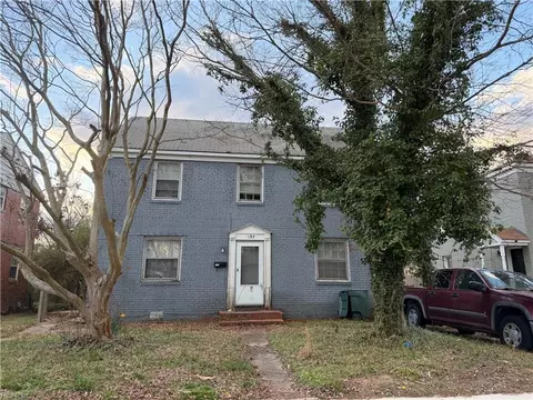 137 Clyde St, Hampton, VA 23669
