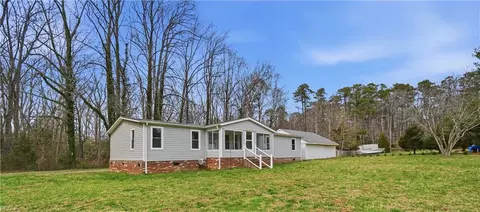7650 Gatsby Ln, Gloucester, VA 23061