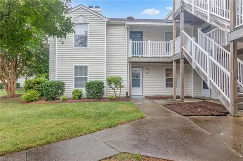 2121 Refuge Ct, Virginia Beach, VA 23454