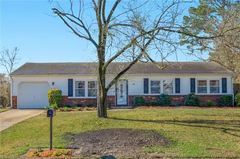 4925 Locke Ln, Virginia Beach, VA 23464