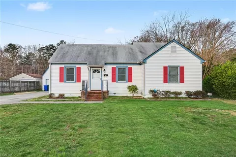 23 Beaconsdale Ln, Newport News, VA 23601