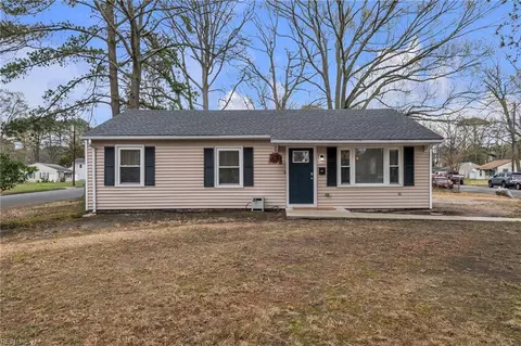 201 Shawen Dr, Hampton, VA 23669